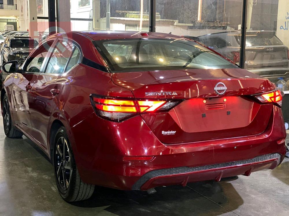 نیسان سێنترا